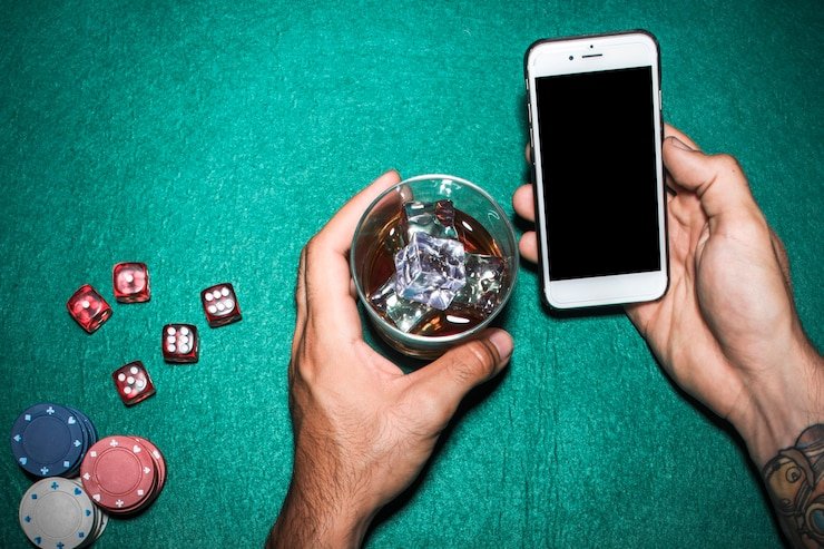 Aplikasi mobile president toto menampilkan halaman login dan permainan utama